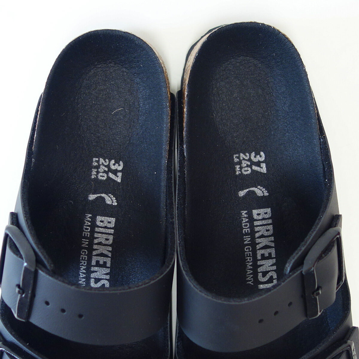 BIRKENSTOCKビルケンシュトックARIZONA(アリゾナ)Triplesブラック1019069(ナローフィット幅狭)ドイツ生まれの快適サンダル「靴」