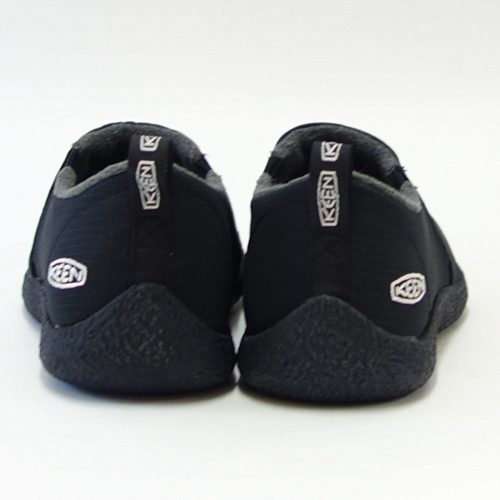 キーン KEEN ハウザー ツー 1023997 Triple Black(メンズ)ソフトなナイロン素材 温かみのあるスリッポンシューズ 展開サイズ 25.5cm 26cm 26.5cm「靴」