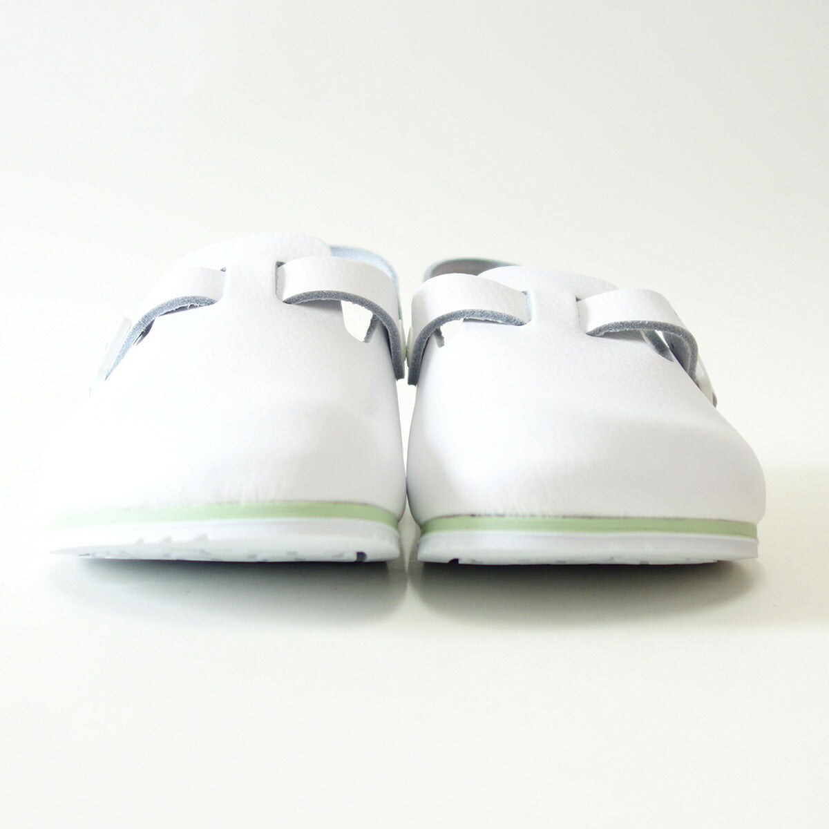 ビルケンシュトックBIRKENSTOCKプロフェッショナルTokioPRO(トキオプロ)1025956ホワイト(メンズサンダル)レギュラーフィット天然皮革クロッグサボ医療厨房仕事履き「靴」
