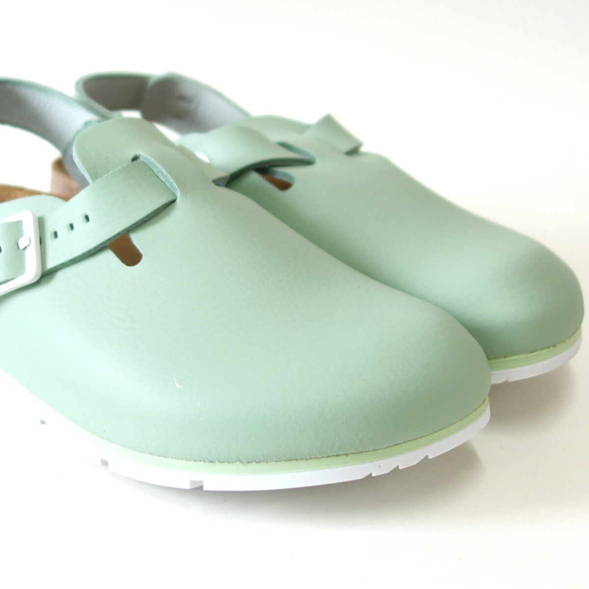 ビルケンシュトックBIRKENSTOCKプロフェッショナルTokioPRO(トキオプロ)1026221マッチャ(レディースサンダル)ナローフィット天然皮革クロッグサボ医療厨房仕事履き「靴」