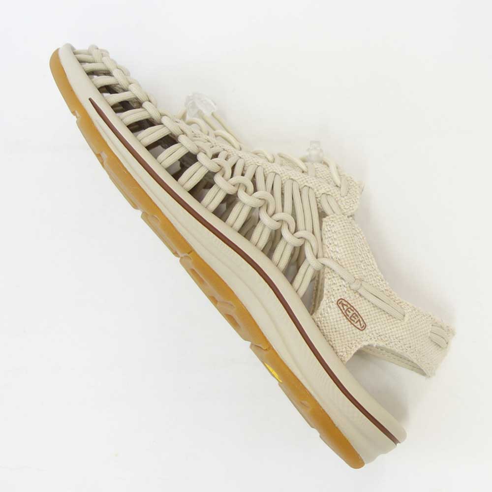 KEEN キーン UNEEK CANVAS(ユニーク キャンバス) 1026228(メンズ)カラー:Natural Canvas/Birch バックストラップ スリッポン スニーカー サンダル オープンエアー キャンプ フェス スポーツ レジャー 旅行 「靴」