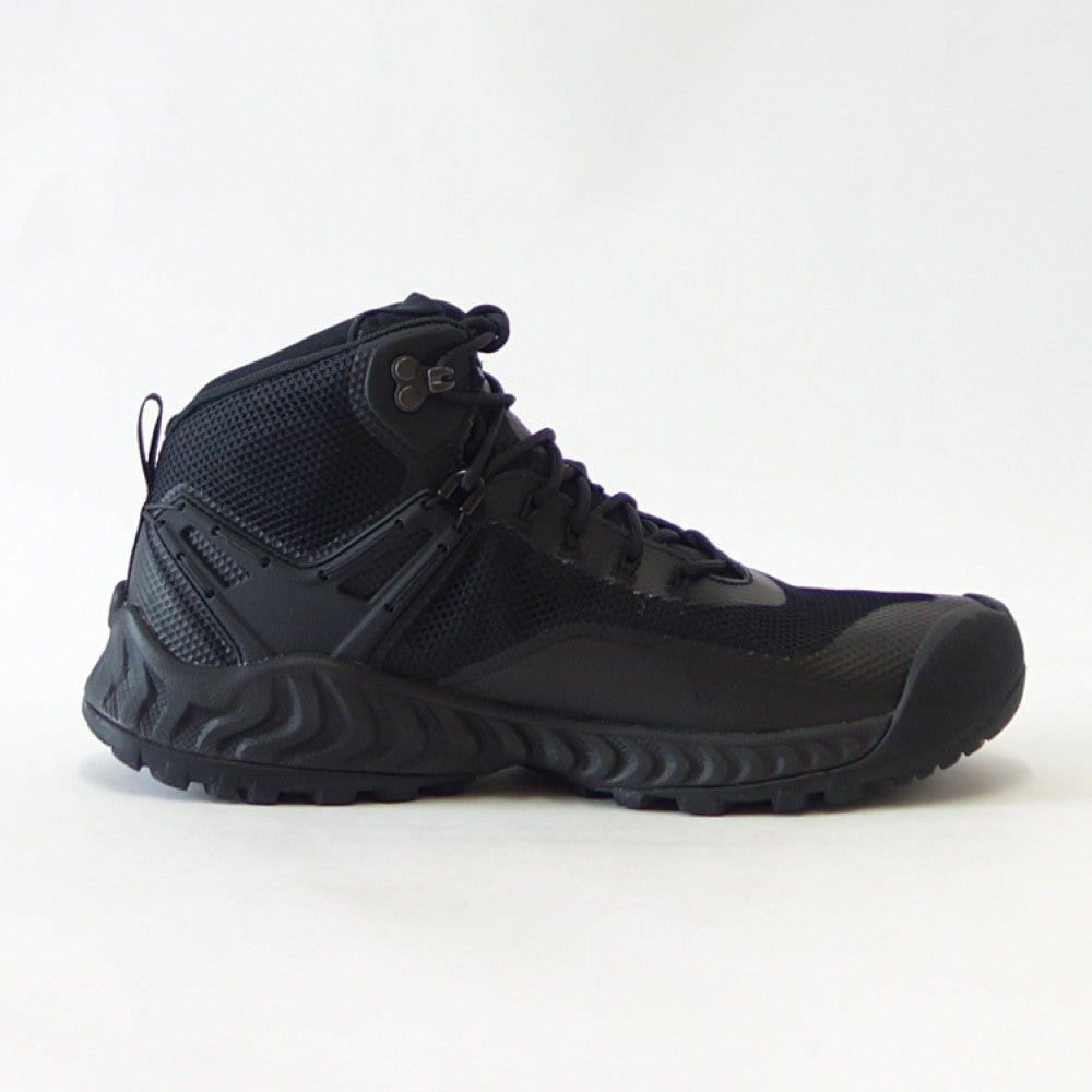 KEEN キーン NXIS EVO WP 1027191 ネクシス エヴォ ミッド ウォータープルーフ カラー:ブラック ライトハイキングシューズ ウォーキング トレッキング トラベル(メンズ)「靴」