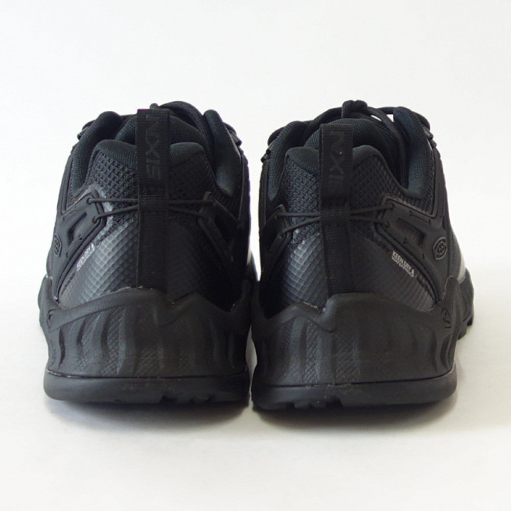 KEEN キーン NXIS EVO WP 1027193 ネクシス エヴォ ウォータープルーフ カラー:ブラック ライトハイキングシューズ ウォーキング トレッキング トラベル(メンズ)「靴」