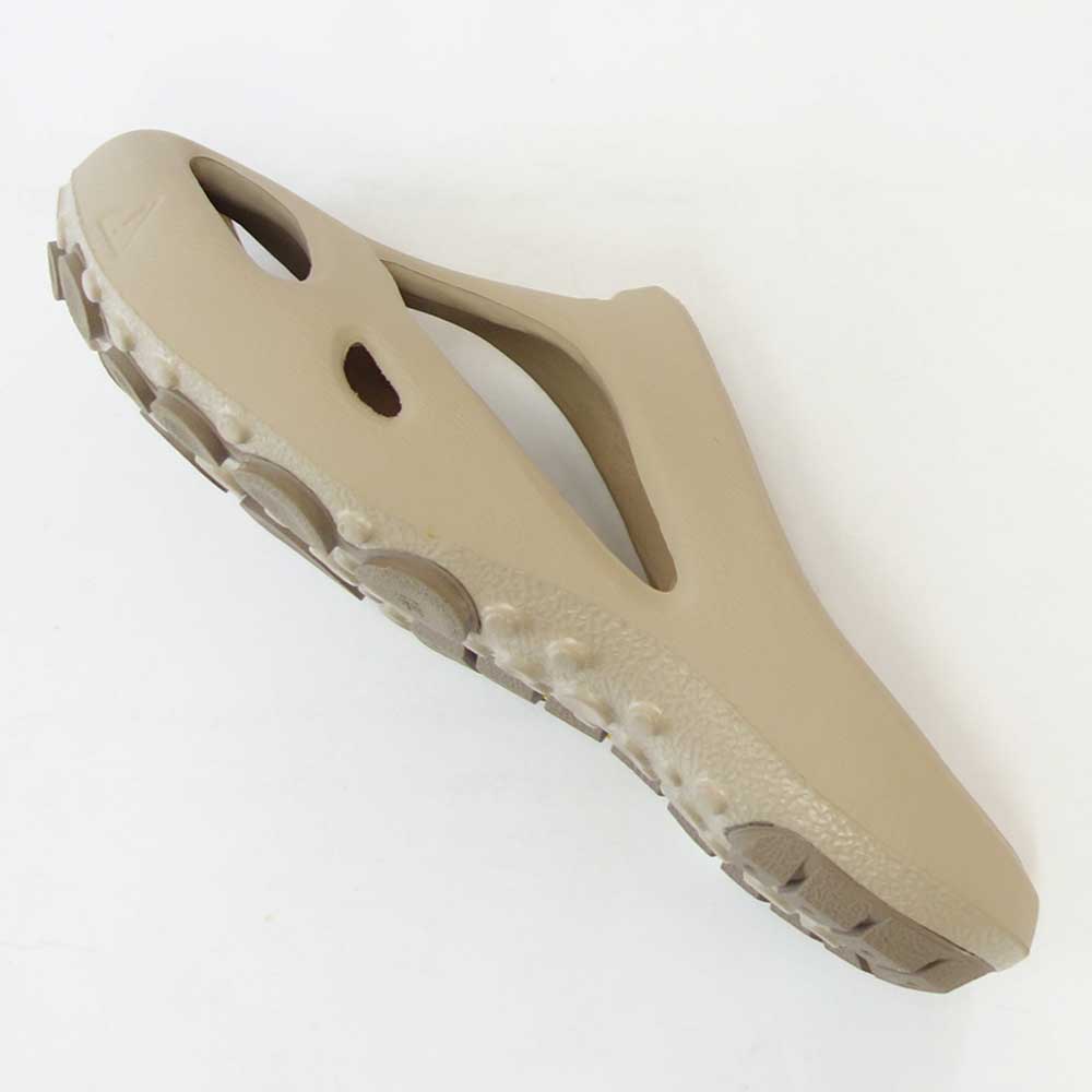 KEEN キーン Shanti (レディース クロッグ) シャンティ サボ ウォーターサンダル アフタースポーツシューズ オフィスシューズ ガーデニングシューズ キャンプシューズ (PLAZA TAUPE 1027373) (BLACK 1026263) (WHITE 1026264)「靴」
