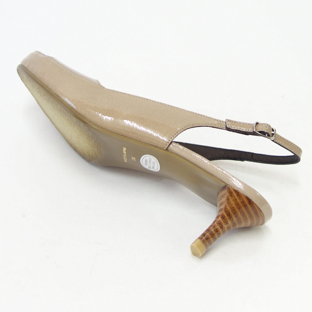 【SALE 40%OFF】 ラボキゴシ ワークス RABOKIGOSHI works 12586 ベージュ エナメル スクエア オープントウパンプス サンダル 5cmヒール 「靴」