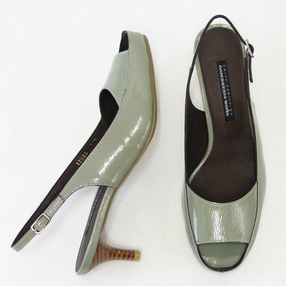 【SALE 40%OFF】 ラボキゴシ ワークス RABOKIGOSHI works 12586 ライトグレー エナメル スクエア オープントウパンプス サンダル 5cmヒール 「靴」