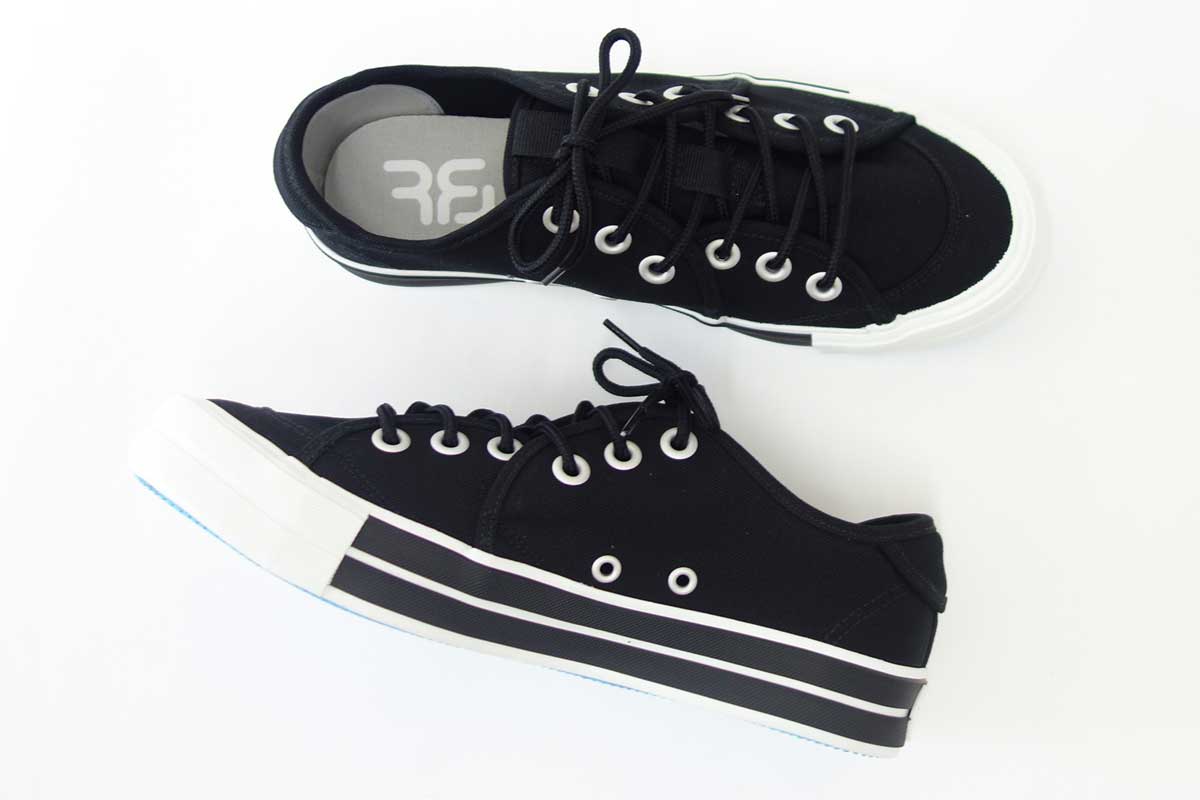 【SALE 50%OFF】 RFW アールエフダブリュー BAGEL-LO STANDARD(ユニセックス) 1812011 カラー:ブラック キャンバスのローカットスニーカー 「靴」