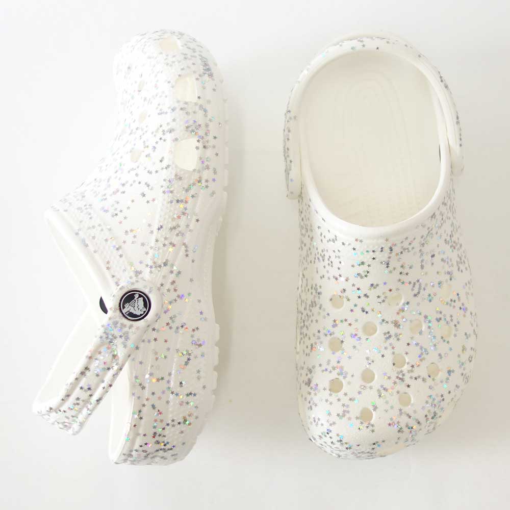 【SALE 20%OFF】 crocs クロックス classic starry glitter clog k クラシック スターリー グリッター クロッグ (キッズ)208619100 ホワイト「靴」