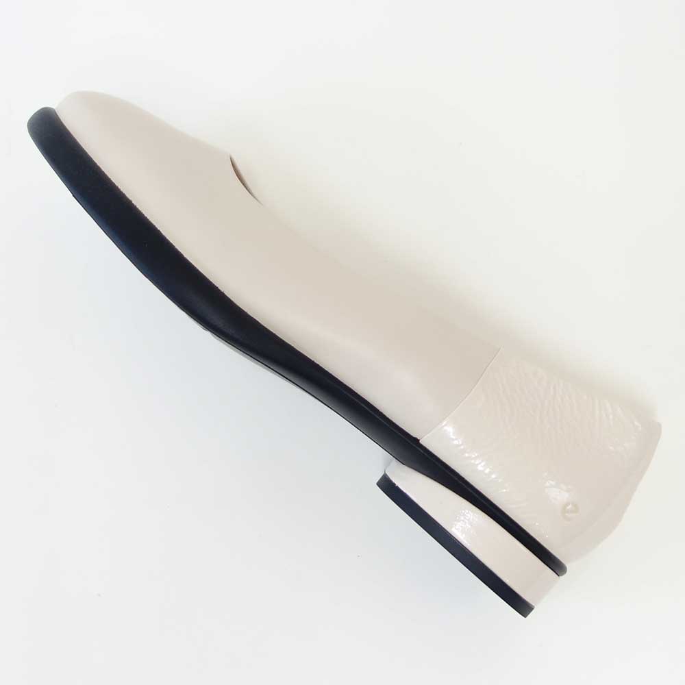 エコーECCOSCULPTEDLXアイボリー(LIMESTONE)22230301378(レディース)快適な履き心地のパンプススリッポンカッターシューズ「靴」