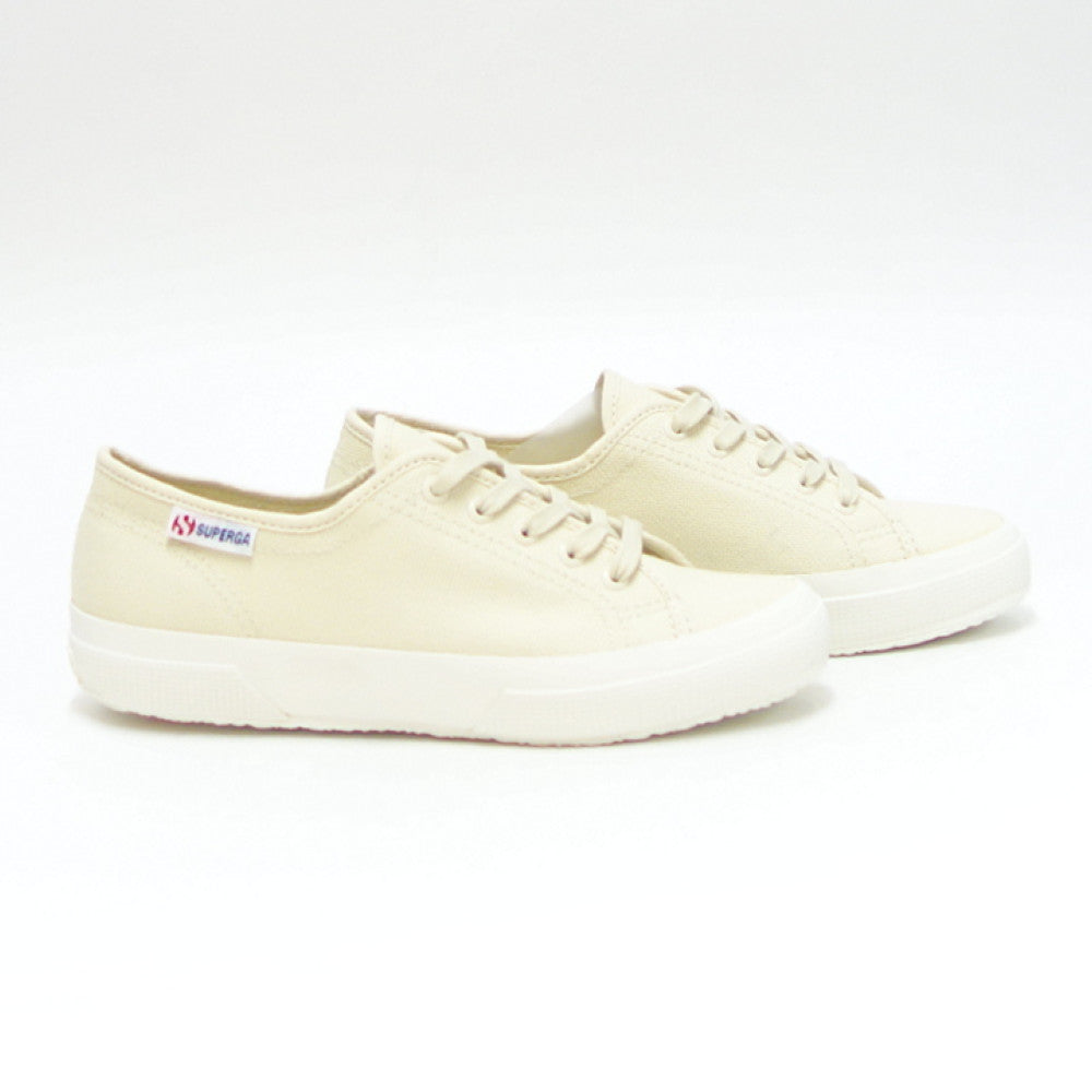 【SALE 30%OFF】 スペルガ SUPERGA 2725 NUDE(ユニセックス)ベージュ (2a4116ewal4) ライトウェイト キャンバススニーカー レディース メンズ 「靴」