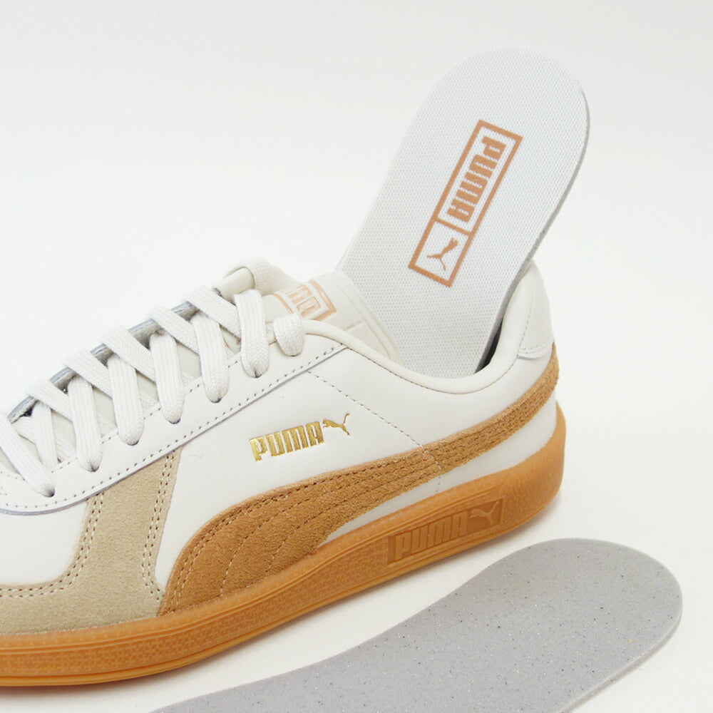 プーマPUMAアーミートレーナースニーカー38660716AlpineSnow-CaramelLatte(ユニセックス)天然皮革ローカットスニーカーウォーキング「靴」