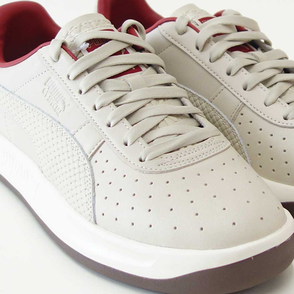 プーマPUMAGVスペシャルPALAISARTISANスニーカー40159801AlpineSnow-DarkCrimson(ユニセックス)天然皮革ローカットスニーカーウォーキング「靴」