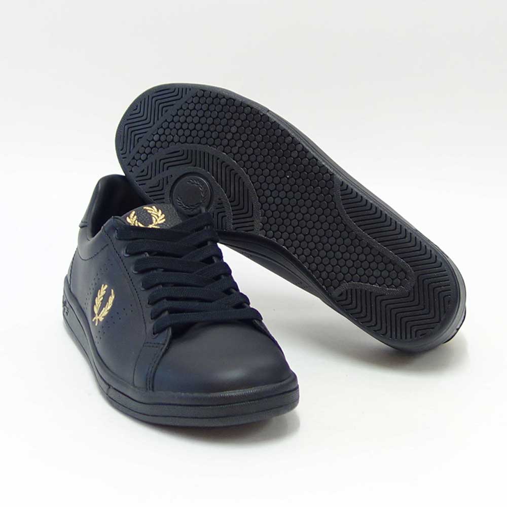 【SALE 20%OFF】 フレッドペリー FRED PERRY B4290 220 B721 LEATHER TAB(ユニセックス) カラー:ブラック 天然皮革 ローカットスニーカー レザースニーカー テニスシューズ メンズ レディース 「靴」