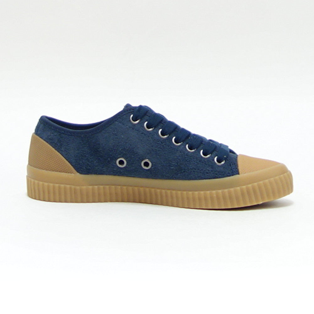 FRED PERRY フレッドペリー B4338 F36(ユニセックス)HUGHES LOW TEXTURD SUEDE カラー:Shaded Navy 天然皮革 ローカットスニーカー テニスシューズ 「靴」
