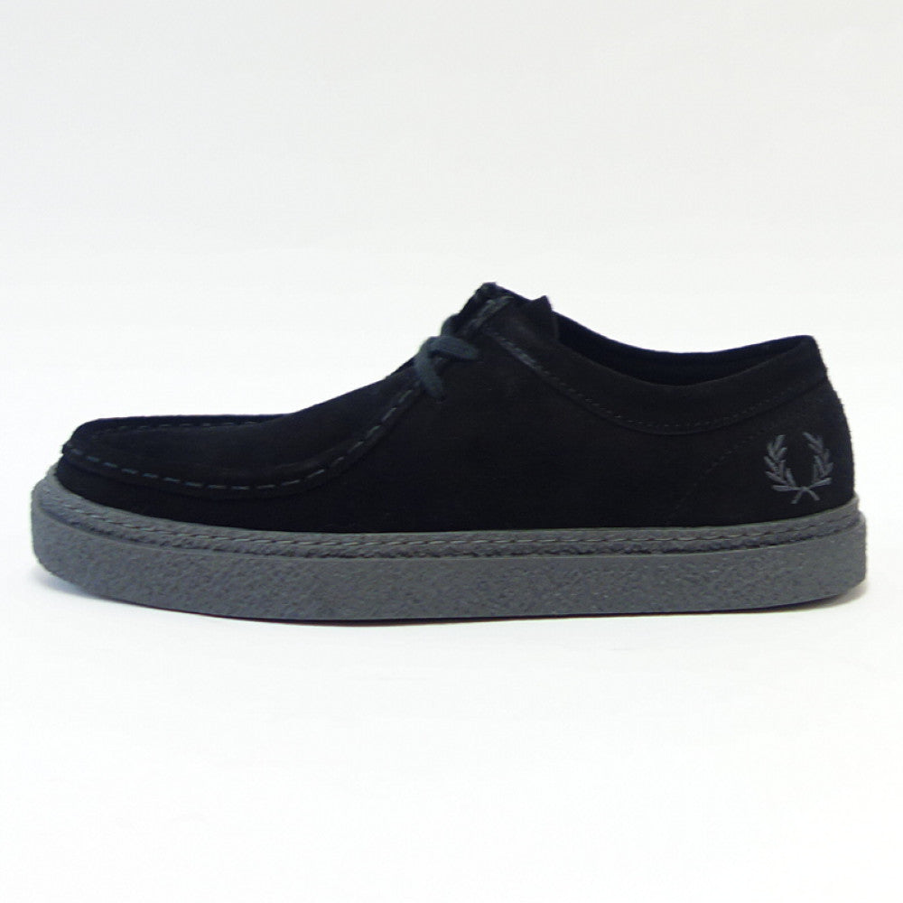 FRED PERRY フレッドペリー B 4350 102(ユニセックス)Dawson Low Suede (ダーソン) カラー:ブラック スエードレザー ローカットスニーカー ポルトガル製 「靴」