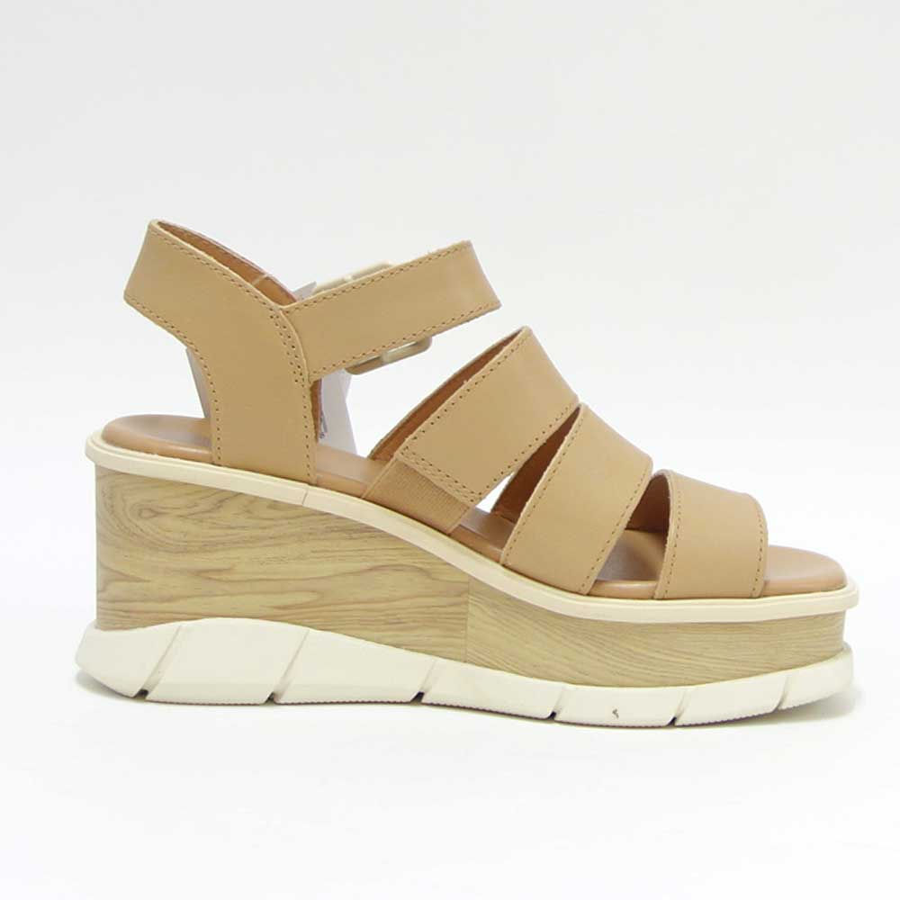 【SALE 30%OFF】 ソレル SOREL NL 4676(レディース) ジョアニー 3 アンクルストラップ:Honest Beige / Chalk (247) 天然皮革 アンクルストラップ ウェッジサンダル「靴」