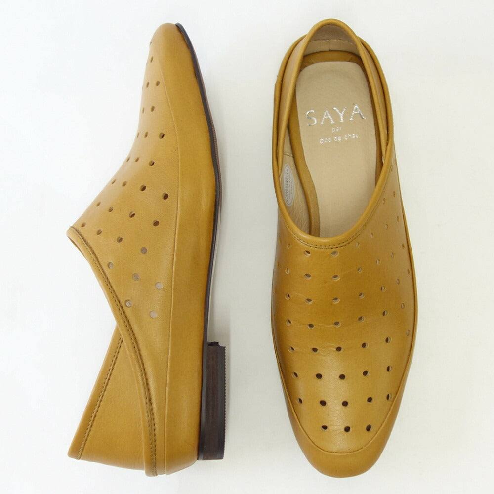 【SALE 50%OFF】 SAYA(サヤ) 50886 キャメル 天然皮革 パンチング スリッポン「靴」