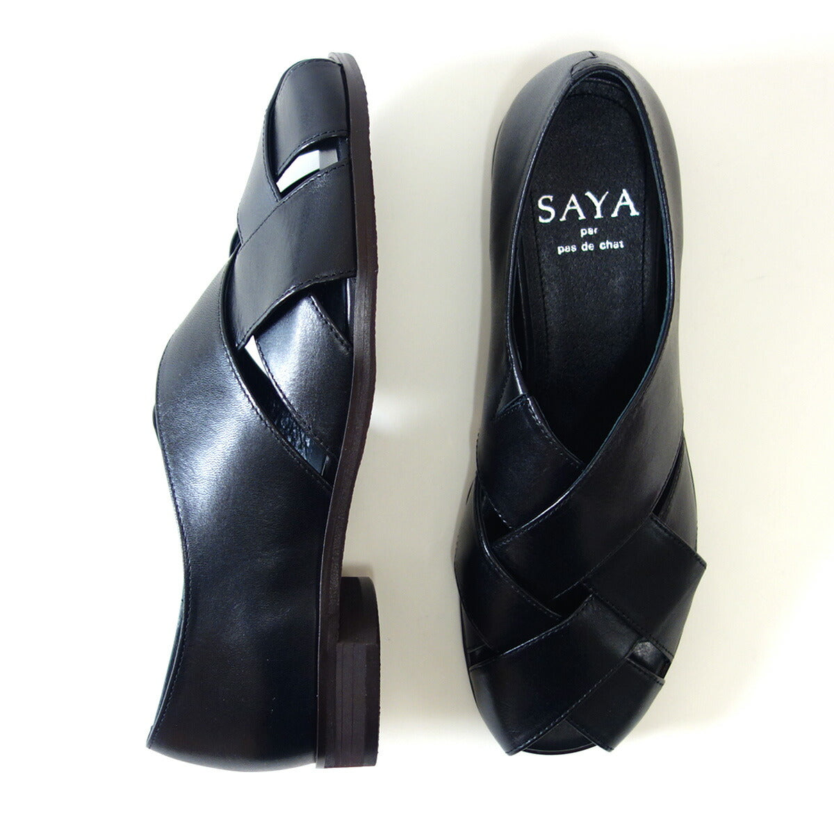 SAYA(サヤ)51188ブラック天然皮革フラットメッシュスリッポンシューズカッターオープントゥ「靴」