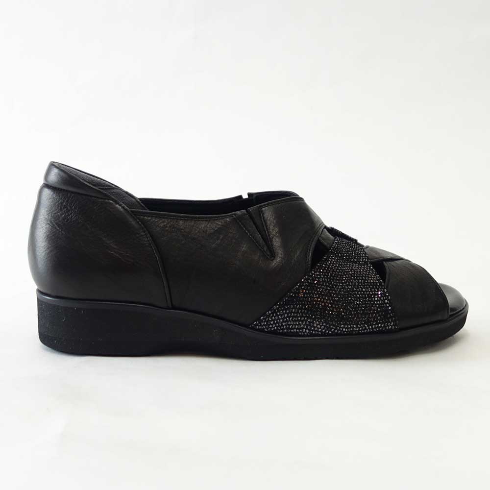 【SALE 40%OFF】 フィズリーン FIZZ REEN 5146 ブラック(レディース) EEEE幅 フラットヒール オープントゥ スリッポン(日本製)「靴」
