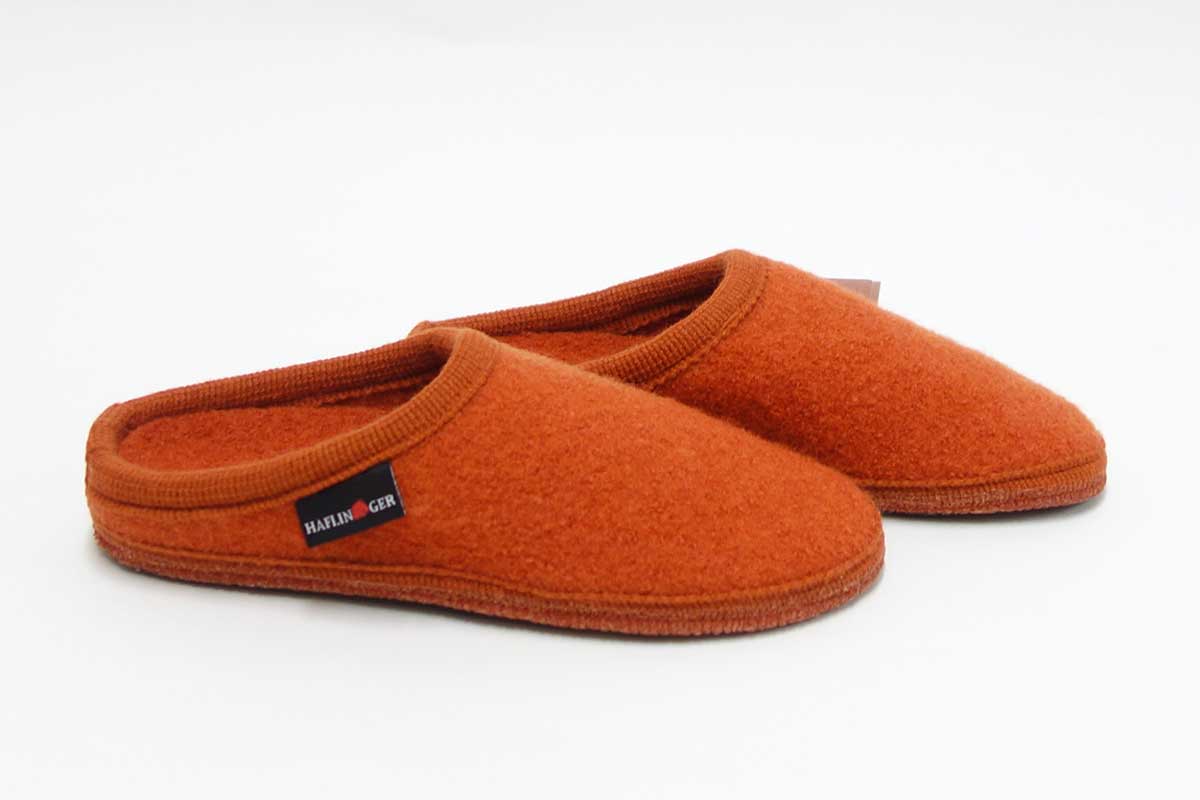 ハフリンガー HAFLINGER クヌート 61103811 オレンジ(ユニセックス) 足をやさしく包み込む快適ルームシューズ 「靴」
