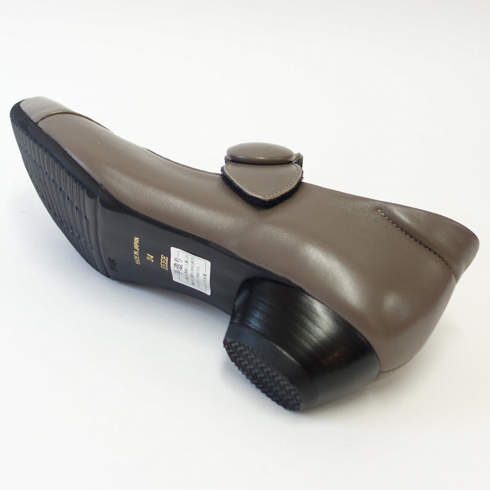 VIGEVANO ビジェバノ 7002 ダークオーク(日本製)ゆったりEEEE ストラップパンプス「靴」