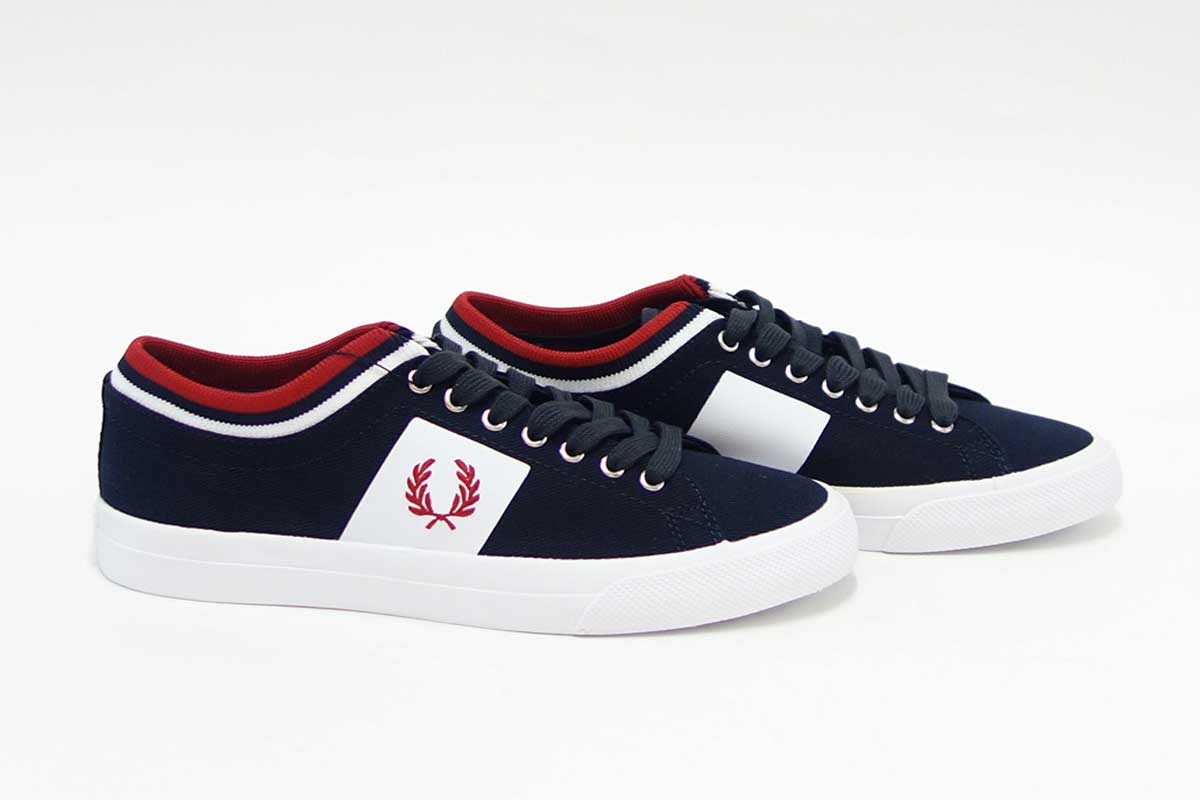 FRED PERRY フレッドペリー B7106(ユニセックス)Underspin Tipped Cuff Twill カラー:ネイビー/ホワイト(608A) 「靴」