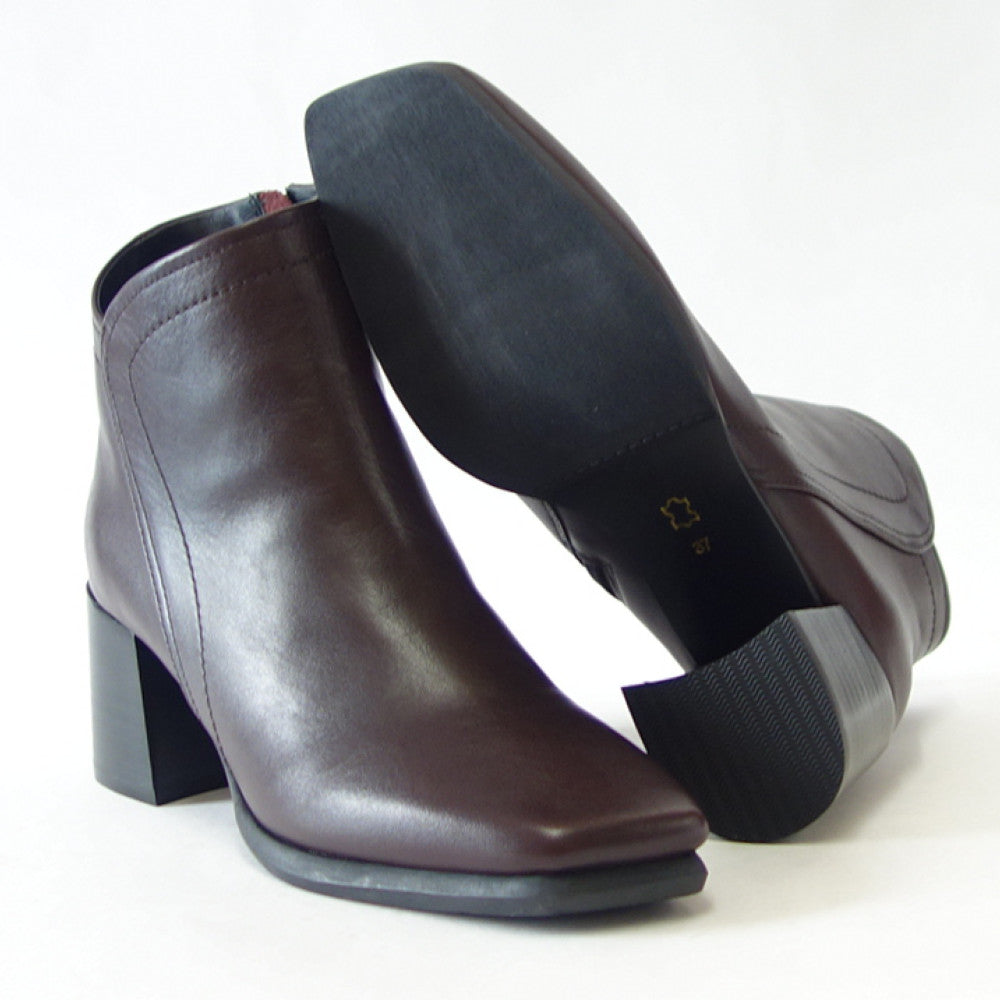 yuko imanishi + ユーコ イマニシ+ 737033 ダークブラウン サイドジップブーツ  6.5cmヒール ショートブーツ  展開サイズ 23.5cm 24cm 24.5cm「靴」