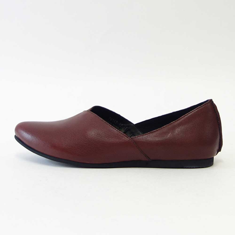 ユーコ イマニシ yuko imanishi + 76149 レッドブラウン 甲深 Vカット フラット スリッポンシューズ 展開サイズ 23cm 23.5cm 24cm「靴」