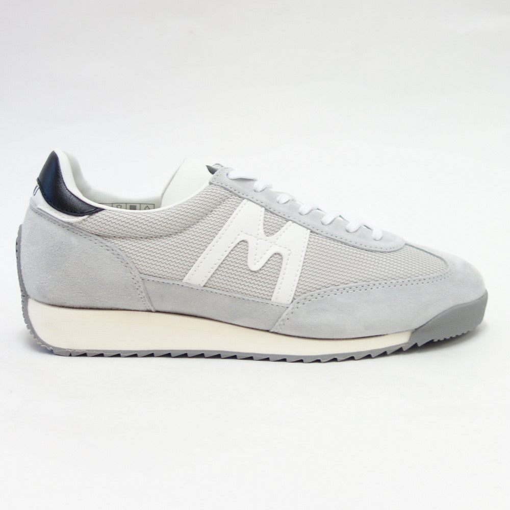 カルフ KARHU メスタリ (MESTARI) KH 805039 (ユニセックス)DAWN BLUE / BRIGHT WHITE 軽量スニーカー「靴」
