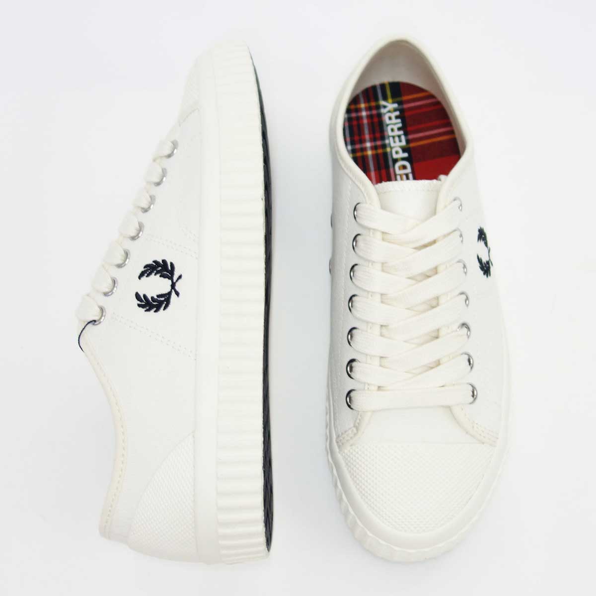 【SALE 30%OFF】 FRED PERRY フレッドペリー B8108(ユニセックス)Hughes Low Canvas カラー:LIGHT ECRU(760) 「靴」