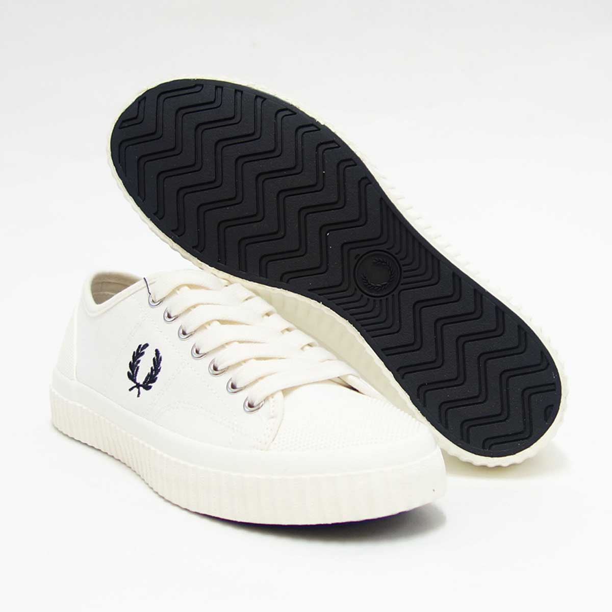 【SALE 30%OFF】 FRED PERRY フレッドペリー B8108(ユニセックス)Hughes Low Canvas カラー:LIGHT ECRU(760) 「靴」