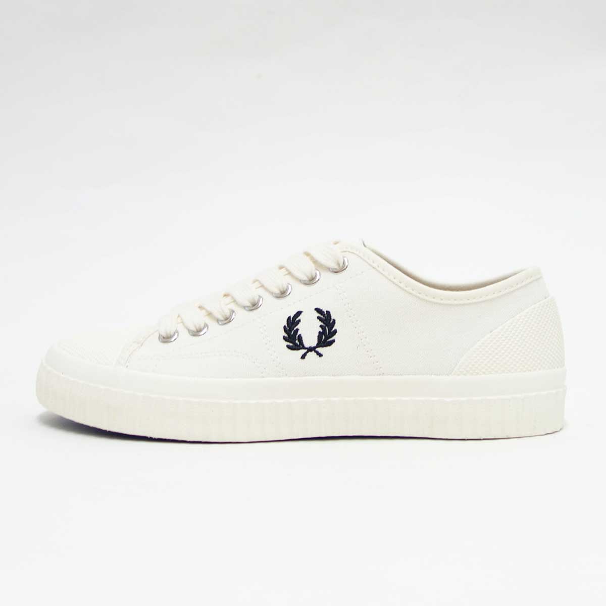 【SALE 30%OFF】 FRED PERRY フレッドペリー B8108(ユニセックス)Hughes Low Canvas カラー:LIGHT ECRU(760) 「靴」