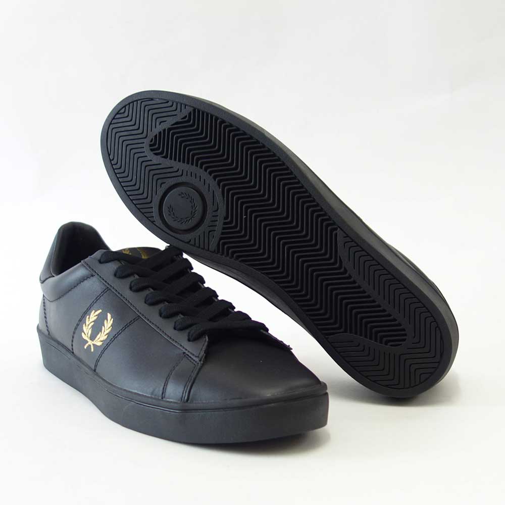 【SALE 30%OFF】 FRED PERRY フレッドペリー B 8250 102(ユニセックス)SPENCER LEATHER (スペンサー レザー) カラー:BLACK/METALLIC GOLD 天然皮革のローカットスニーカー 「靴」