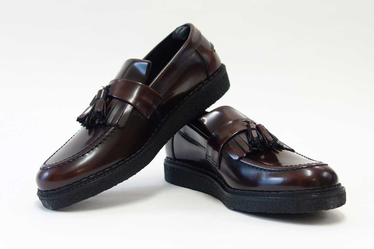 フレッドペリー FRED PERRY B58278 158(ユニセックス)Fred Perry George Cox Tassel Loafer Leather カラー:OXBLOOD「靴」