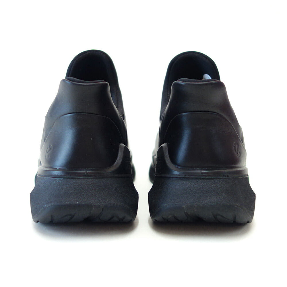 エコーECCOBIOM2.2WOMEN'STRAVELSLIP-ONブラック83082351052(レディース)快適な履き心地のレザースニーカースリッポンウォーキングシューズ旅行「靴」