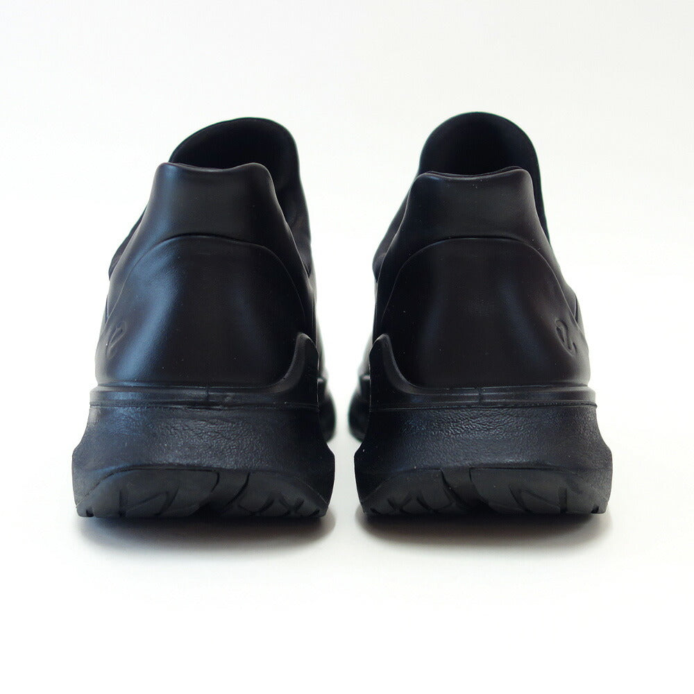 エコーECCOBIOM2.2MEN'STRAVELSLIP-ONブラック83082451052(メンズカジュアル)快適な履き心地のレザースニーカースリッポンウォーキングシューズ旅行「靴」