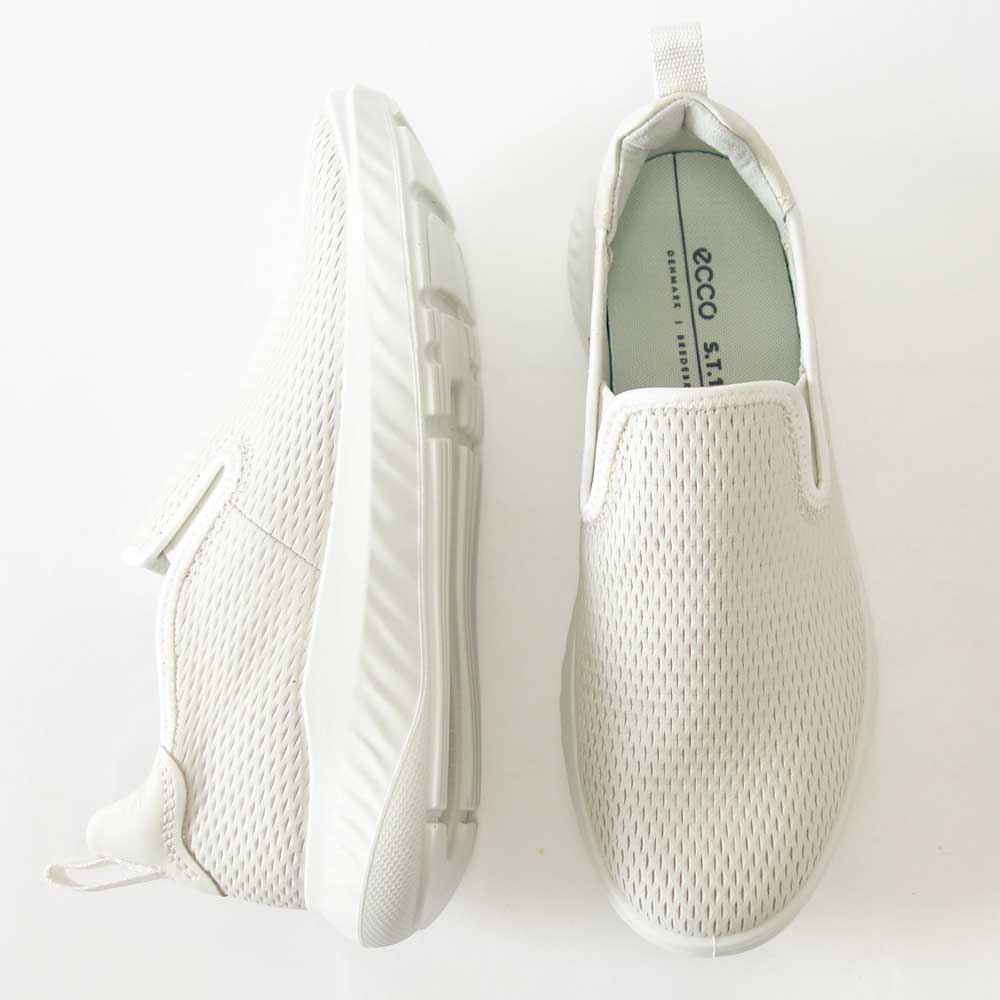 エコー ECCO ATH 1F WOMEN’S LEATHER SLIP ON SHOES ホワイト 834923 50236 (レディース) 快適な履き心地のレザースニーカー スリッポン ウォーキングシューズ 旅行「靴」