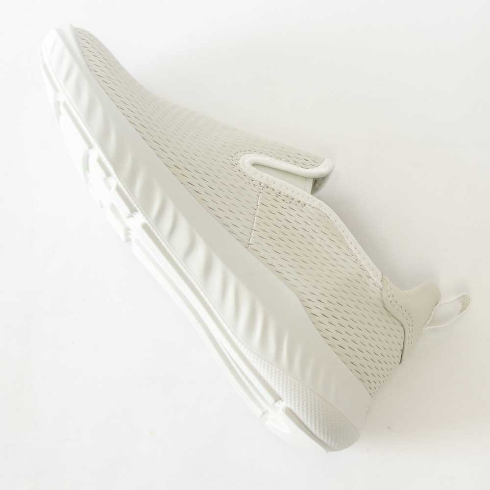 エコー ECCO ATH 1F WOMEN’S LEATHER SLIP ON SHOES ホワイト 834923 50236 (レディース) 快適な履き心地のレザースニーカー スリッポン ウォーキングシューズ 旅行「靴」