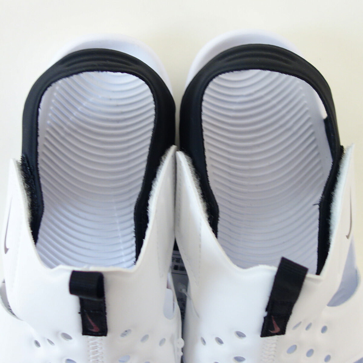 NIKEナイキ943826100ナイキサンレイプロテクト2PSサミットホワイト/チームレッド(キッズシューズ)ストラップサンダルウォーターシューズビーチサンダル「靴」