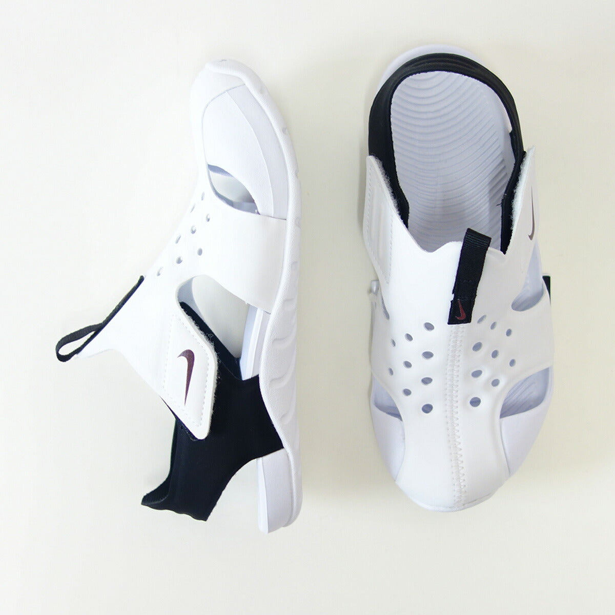 NIKEナイキ943826100ナイキサンレイプロテクト2PSサミットホワイト/チームレッド(キッズシューズ)ストラップサンダルウォーターシューズビーチサンダル「靴」