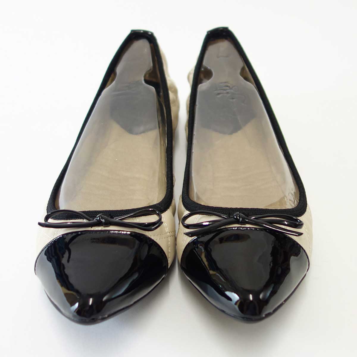 BUTTERFLY TWISTS バタフライツイスト  HOLLY B21012 クリーム/ブラック(レディース) お洒落な携帯バレエシューズ 「靴」