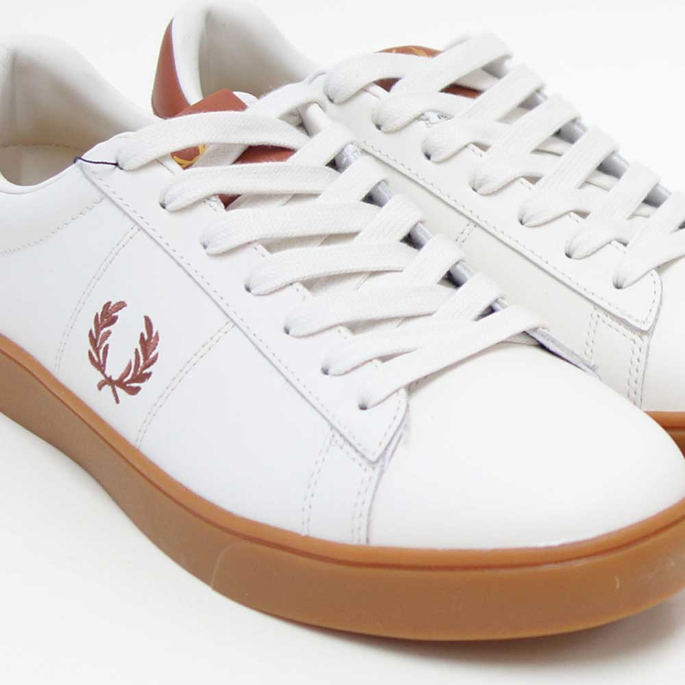 FREDPERRYフレッドペリーB4334760(ユニセックス)SPENCERLEATHER(スペンサーレザー)カラー:LIGHTECRU天然皮革のローカットスニーカー「靴」