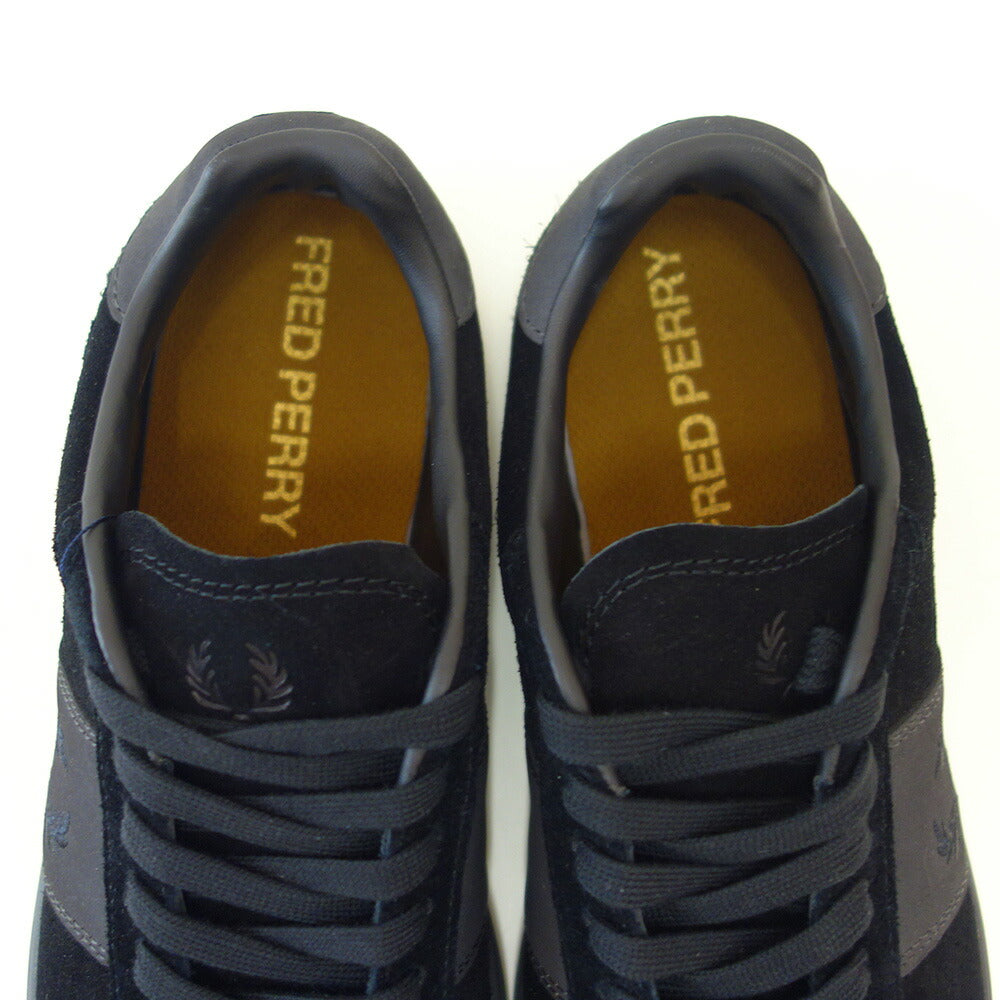FREDPERRYフレッドペリーB8325U73(メンズ)B4Suedeカラー:BLACK/ANCHORGREY天然皮革のローカットスニーカー