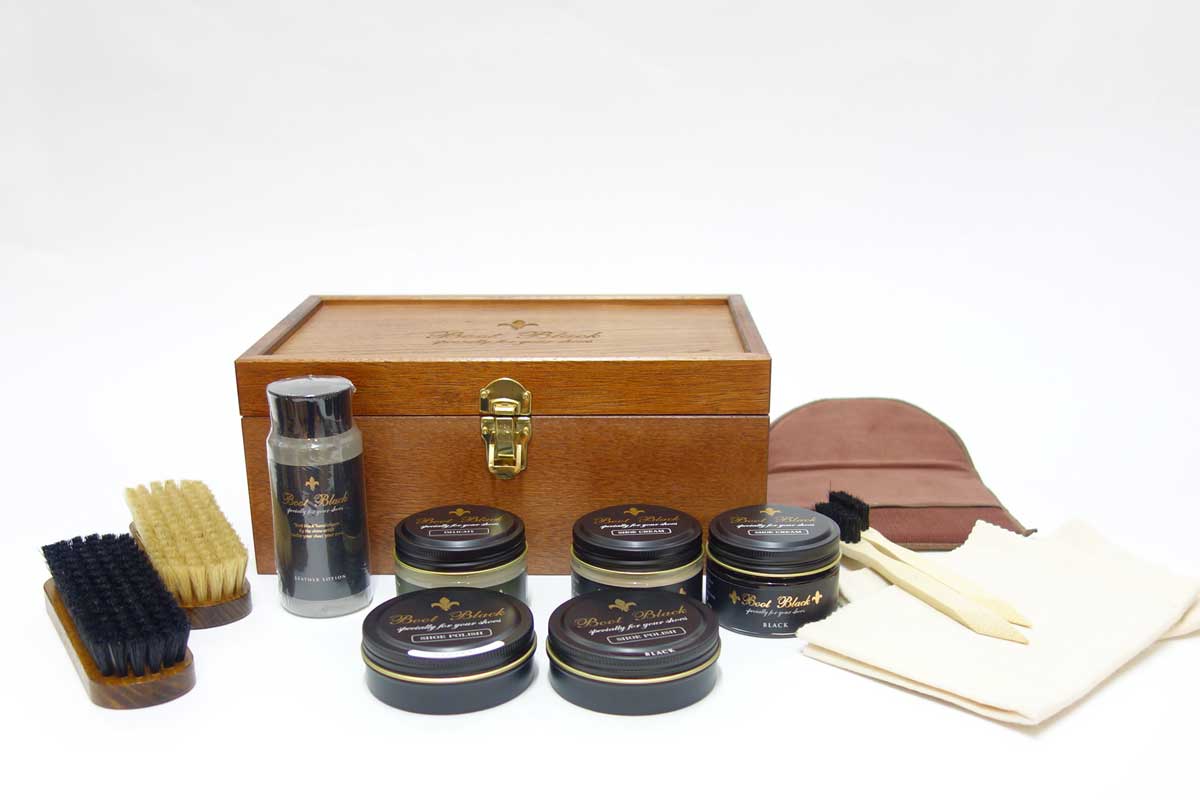 磨きのプロ達が創り上げたシューケアセット(上質木箱入り) Boot Black ブートブラック バラライカセット(日本製) コロンブス《Boot Black》正規取扱店10P19Dec15