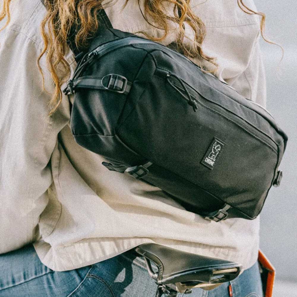 CHROME クローム KADET SLING BAG (カデットスリングバッグ) BG196 (カラー BLACK) 容量:9L 防水 メッセンジャーバック スリングバック ボディーバッグ ウェストバッグ