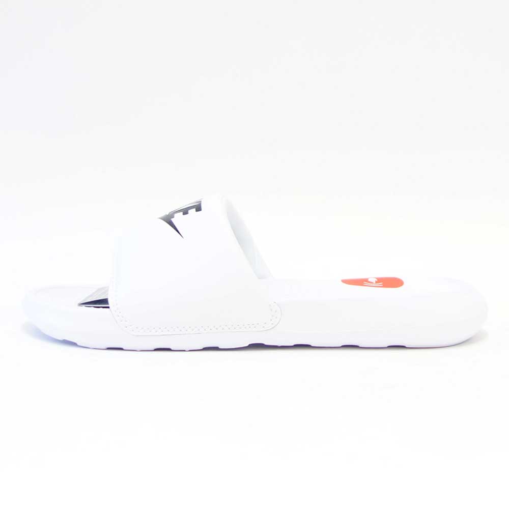 ナイキ NIKE ビクトリー ワン スライド cn9677 100 ホワイト/ブラック(レディース) NIKE VICTORI ONE ウォーターシューズ ビーチサンダル「靴」
