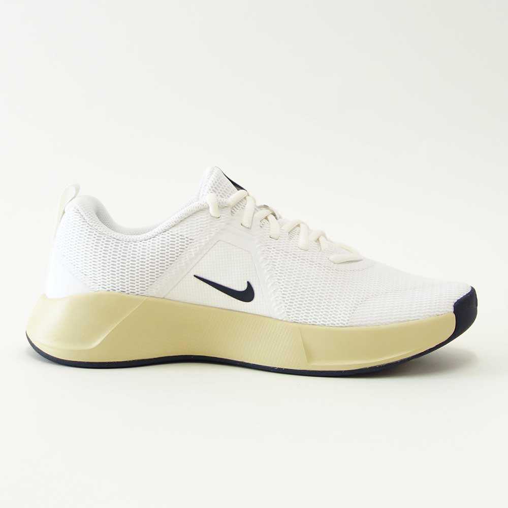 ナイキNIKEMCトレーナー3fq1831101セイル/ブラック/チームゴールド/ホワイト(メンズ)ランニングスニーカーウォーキングジム「靴」
