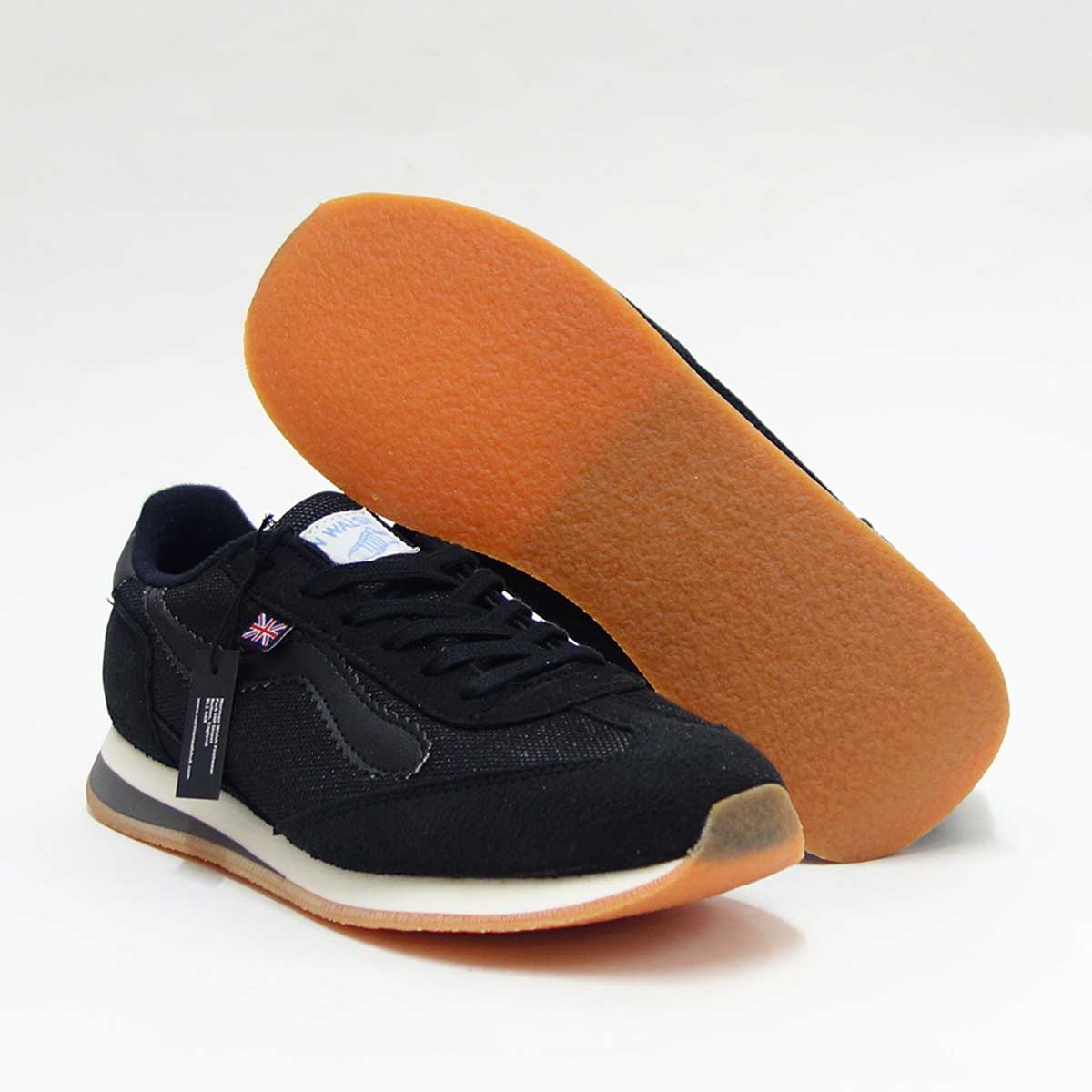 WALSH ウォルシュ FRC 71007(ユニセックス) Fierce Mesh カラー:ブラック/ホワイト(英国製) ナイロン&ヴェロン&PVCのランニングスニーカー 「靴」