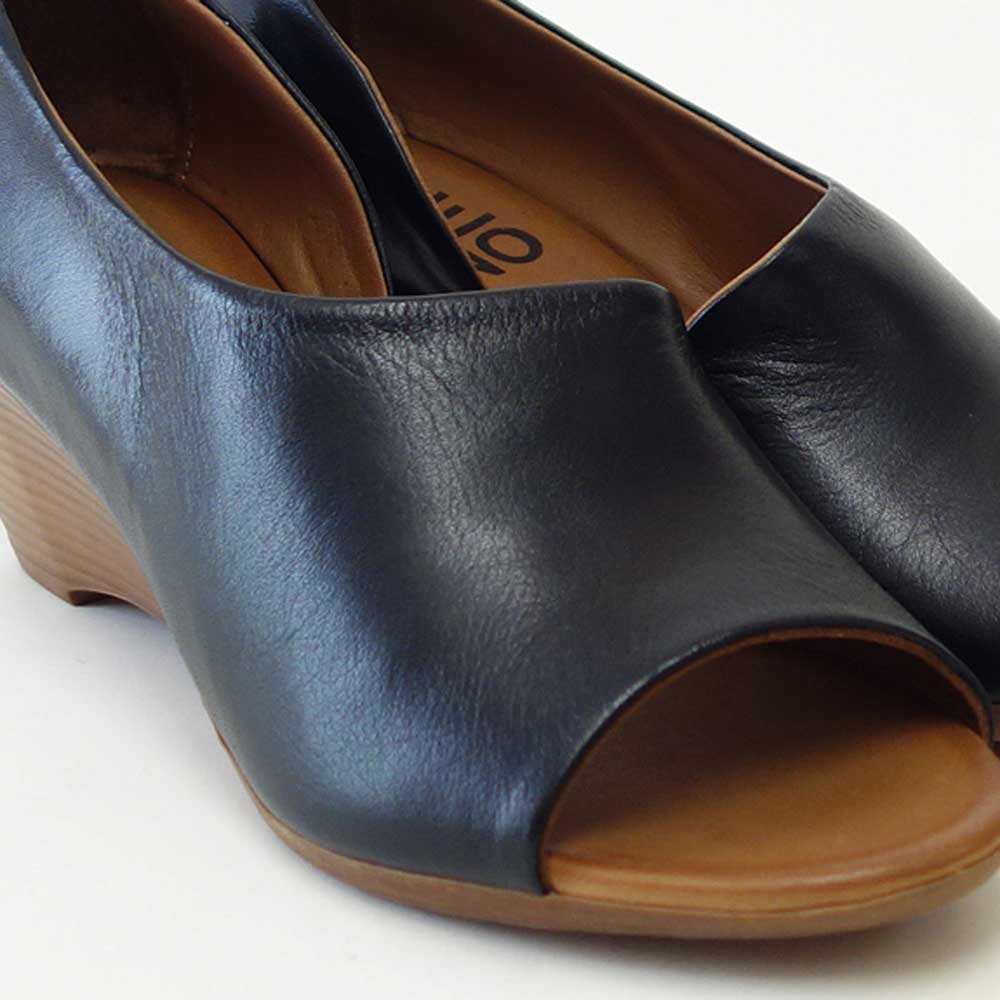 BUENOSHOESブエノJ2410ブラックオープントゥサイドカットサンダルトルコ製軽量ウェッジパンプス「靴」