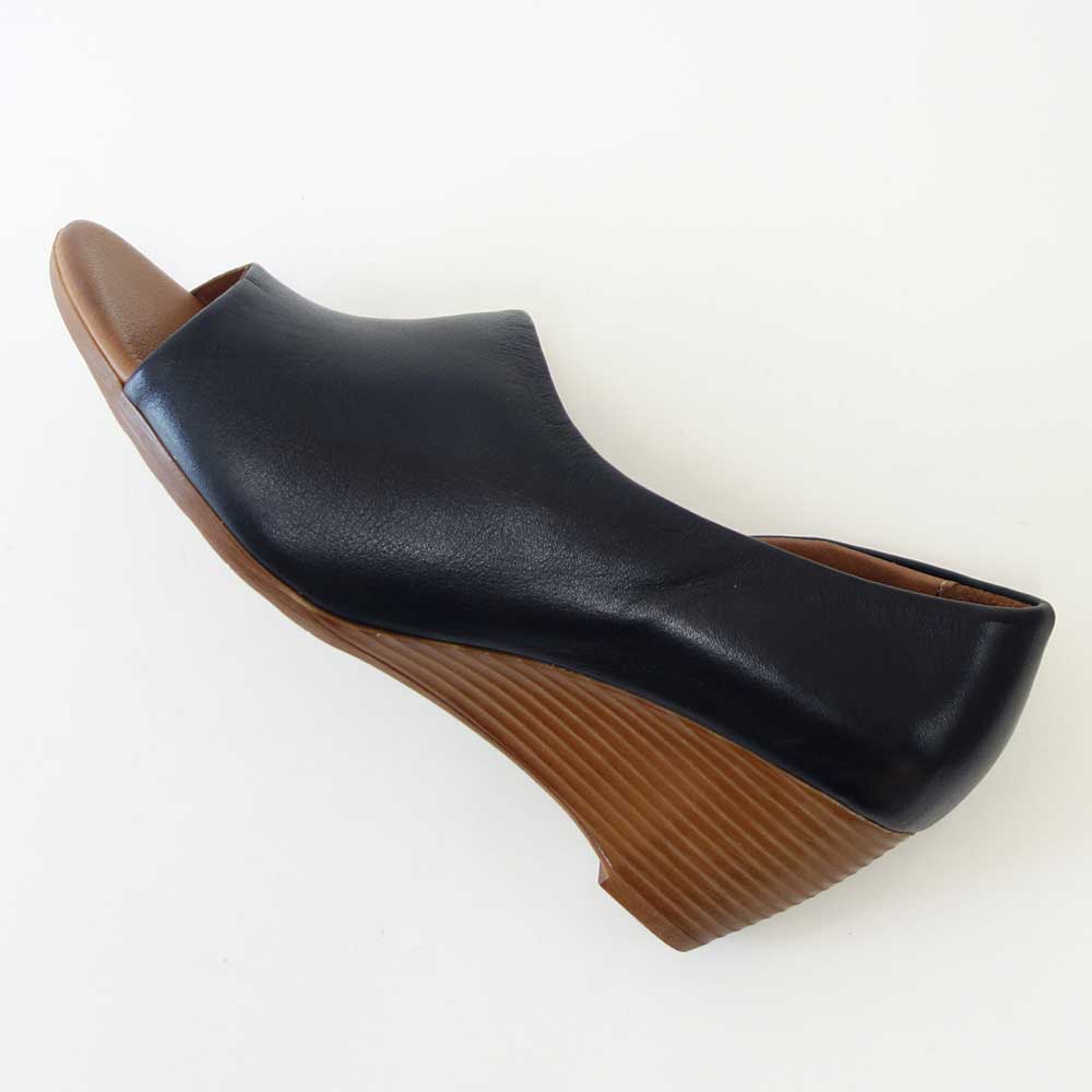 BUENOSHOESブエノJ2410ブラックオープントゥサイドカットサンダルトルコ製軽量ウェッジパンプス「靴」